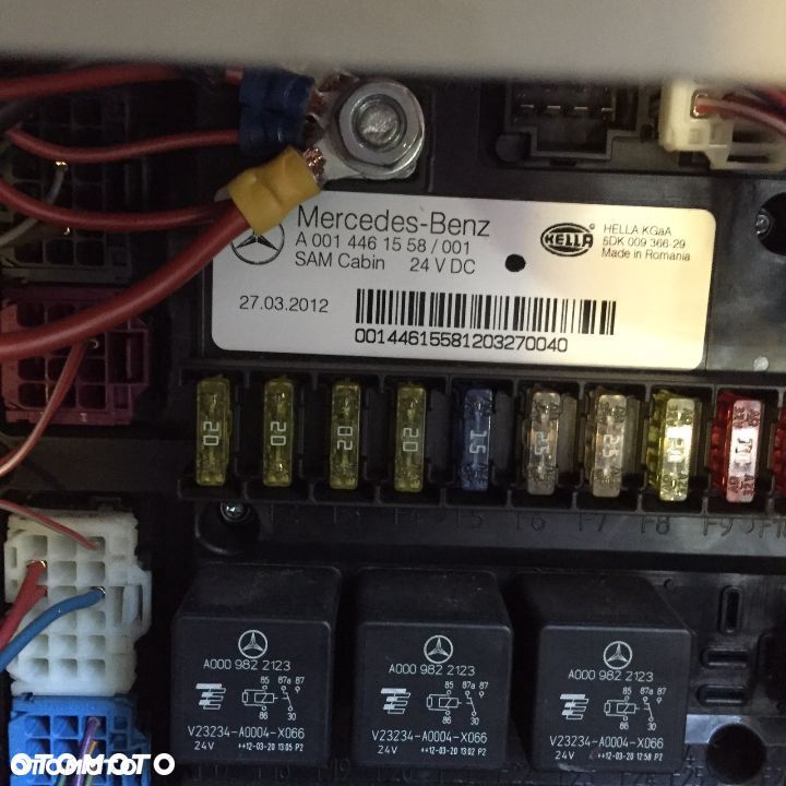 Mercedes-Benz Actros MP4 moduł SAM Cabin 001 446 15 58