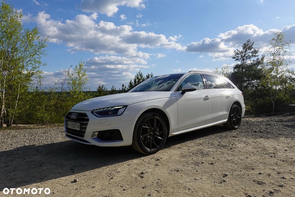 Audi A4 Avant 40 TDI quattro S tronic advanced - 2