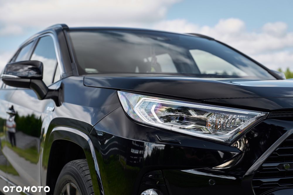 Toyota RAV4 2.5 Hybrid Black Edition by JBL 4x4 - 5