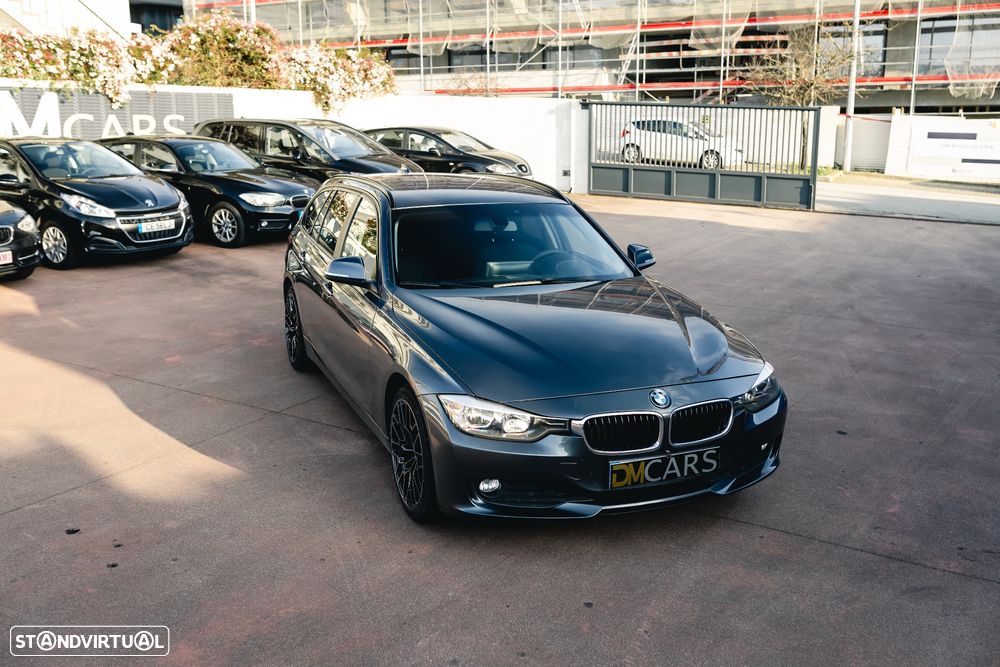 BMW 318 d Aut. Blue Performance Sport Line - 12