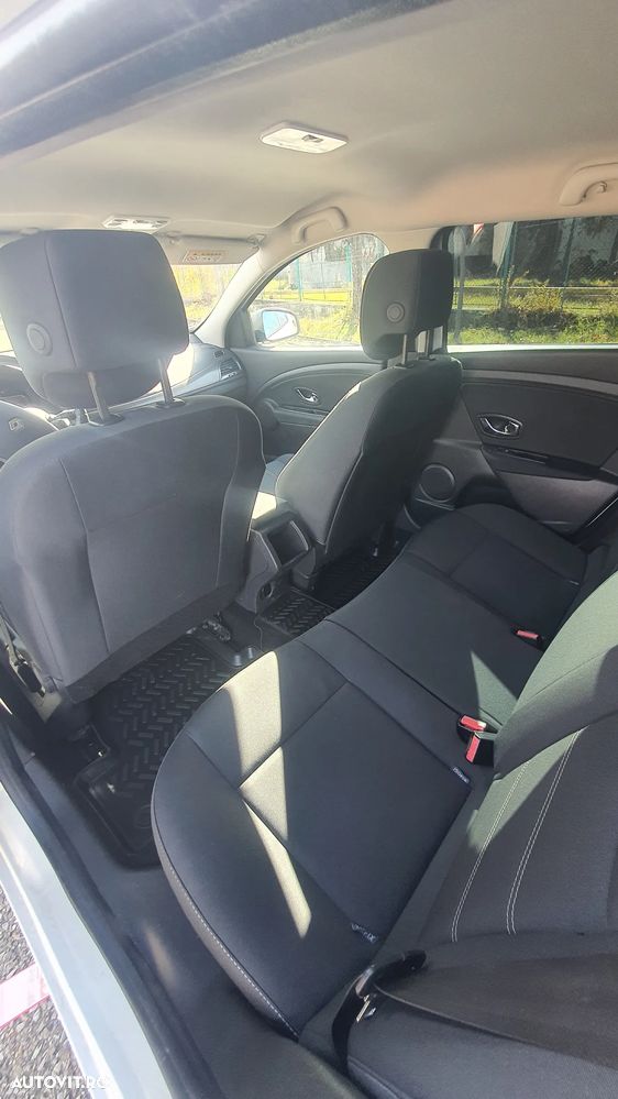 Renault Megane dCi 95 FAP Paris Business - 16