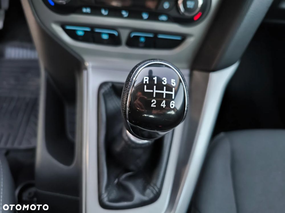 Ford Focus - 18
