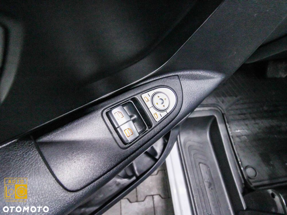 Mercedes-Benz VITO MIXTO L3 BRYGADÓWKA 5 OSÓB AUTOMAT 4 x 4 - 24