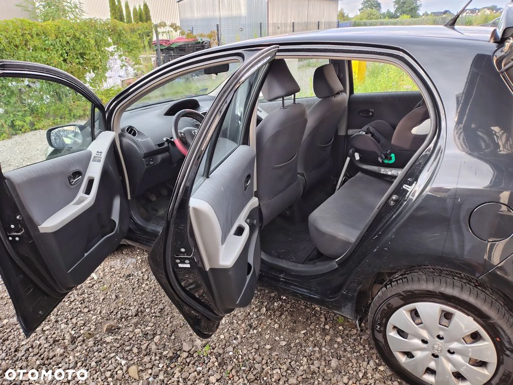 Toyota Yaris 1.33 Luna - 9