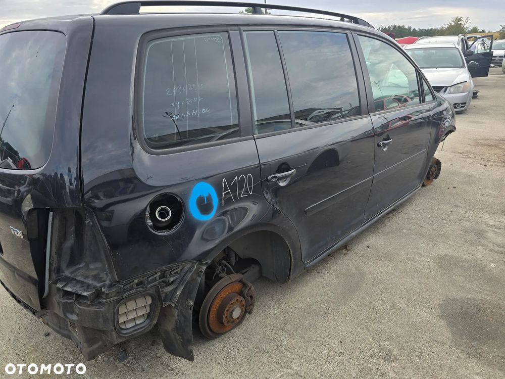 A120 / VOLKSWAGEN TOURAN / NA CZĘŚCI - 6