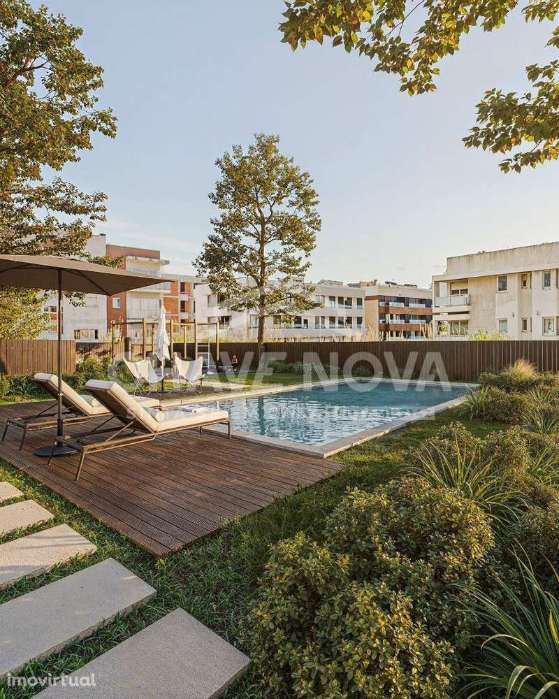 Apartamento T4 Novo c/ 2 Lugares de Garagem na Madalena - Grande imagem: 2/16