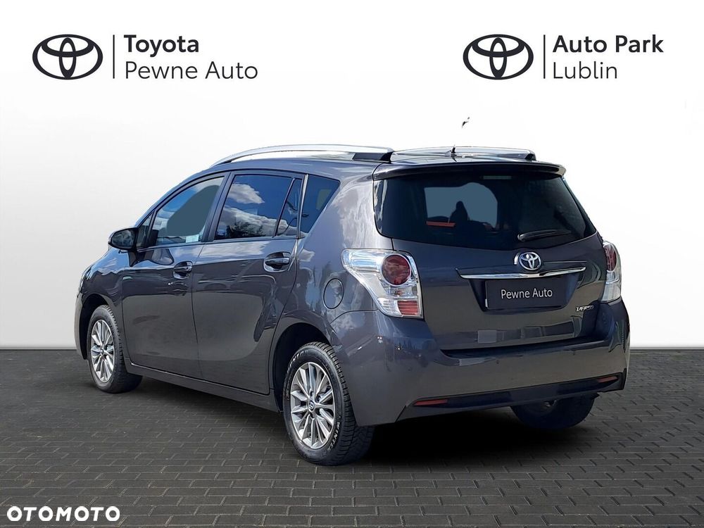 Toyota Verso 1.8 Premium 7os EU6 - 4
