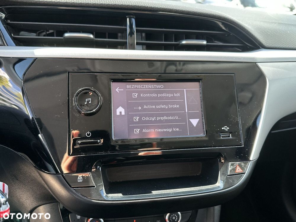 Opel Corsa 1.2 Edition S&S - 18