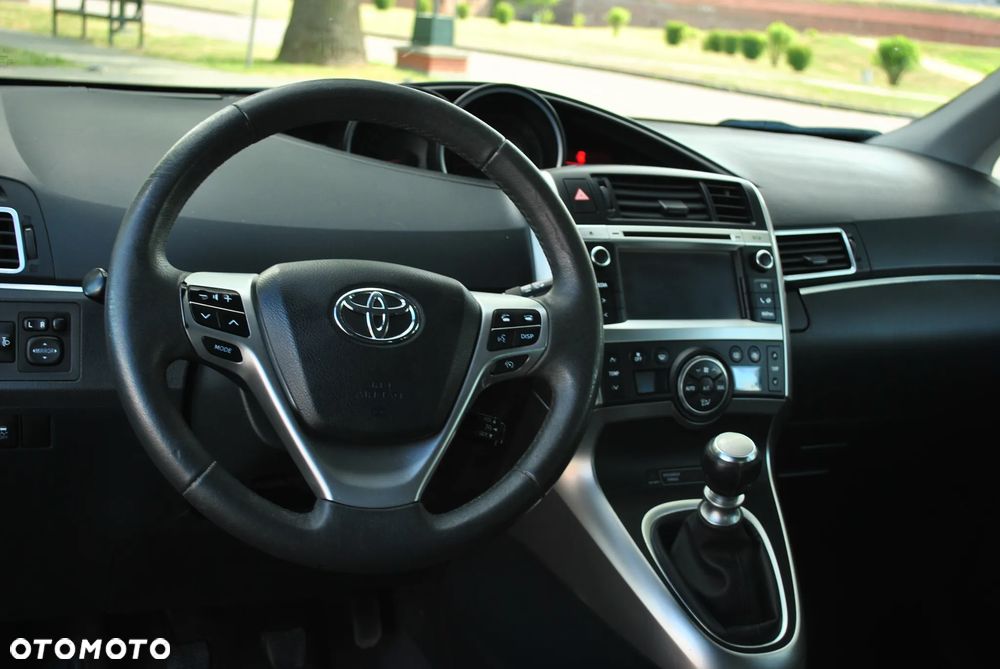 Toyota Verso - 17
