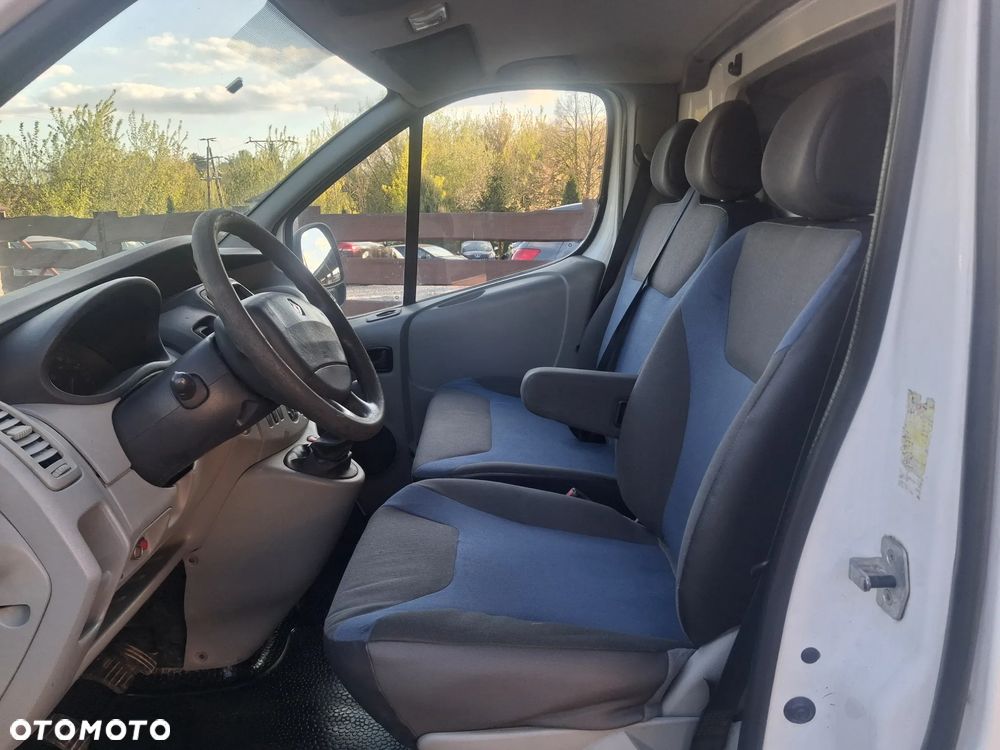Renault TRAFIC - 15