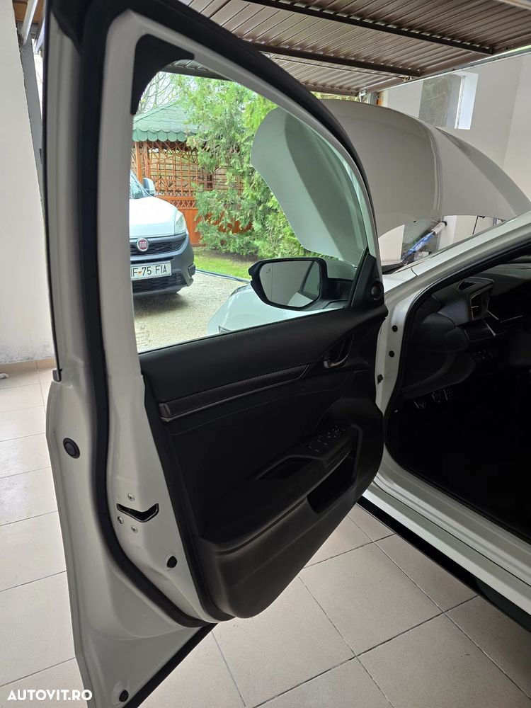 Honda Civic 1.5 VTEC Turbo Sport - 22