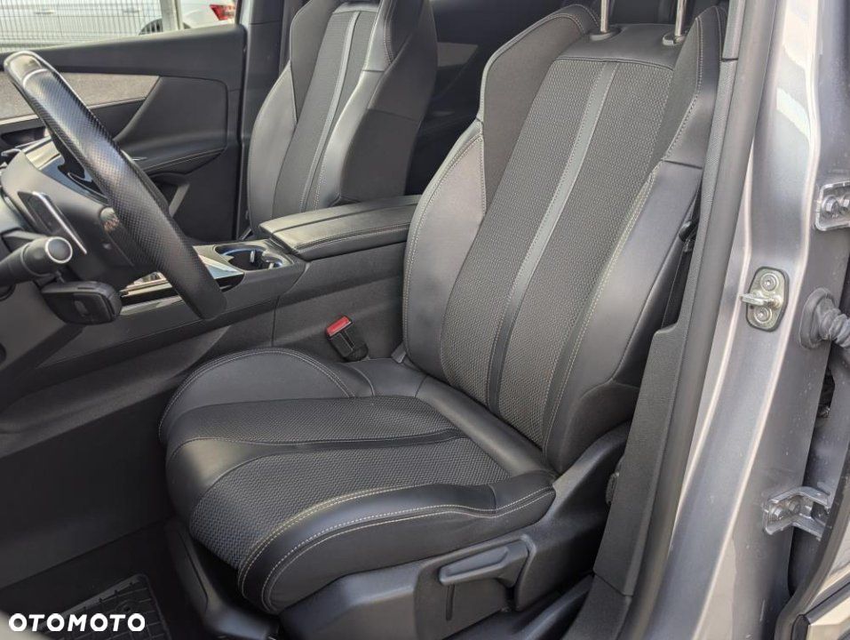 Peugeot 3008 - 13
