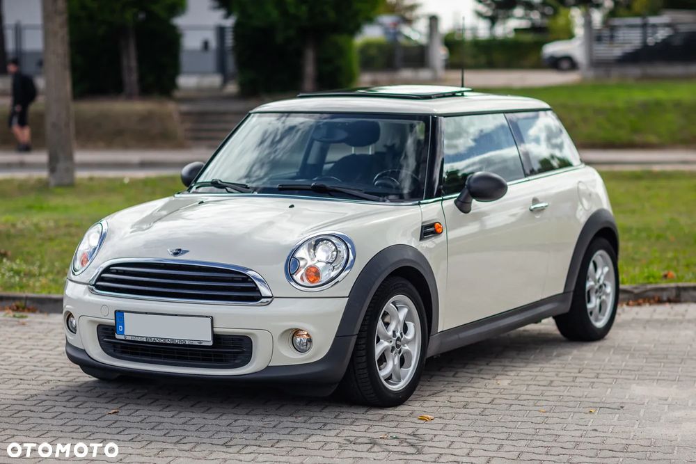 MINI ONE Minimalism - 3