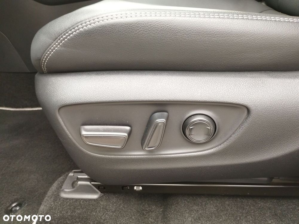 Toyota RAV4 - 15