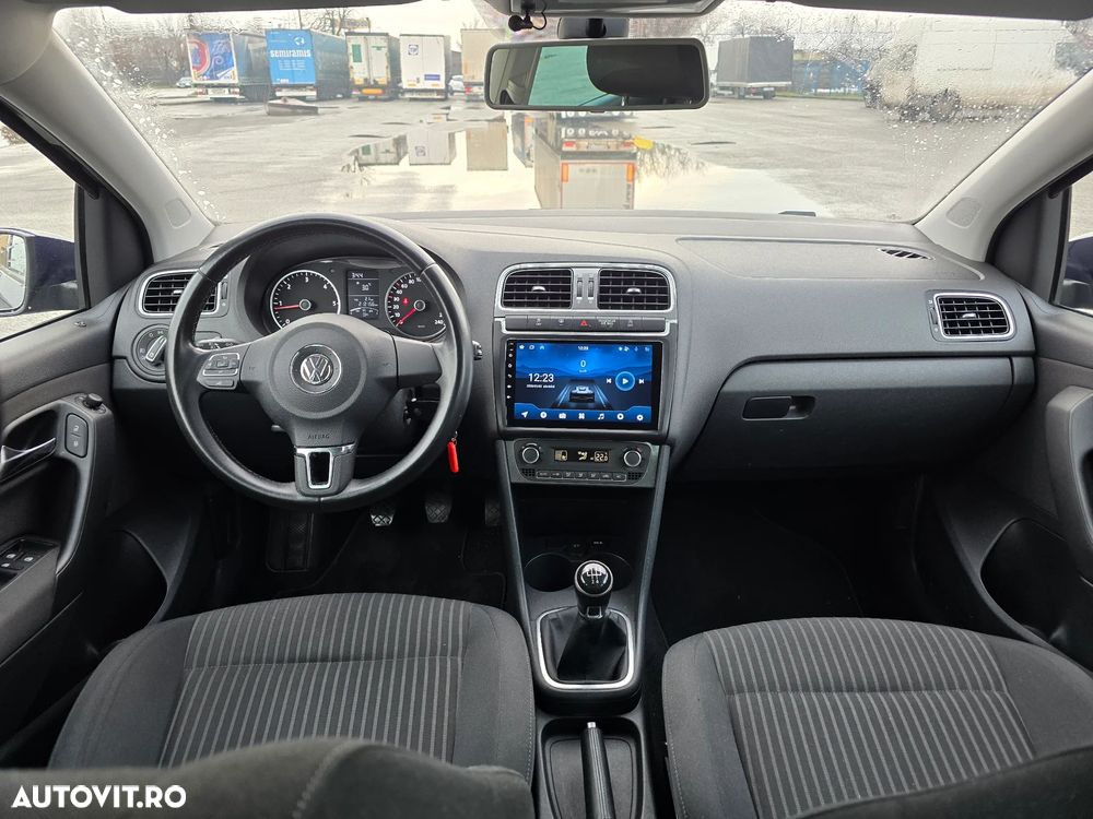 Volkswagen Polo 1.6 TDI DPF Highline BlueMotion Technology - 20