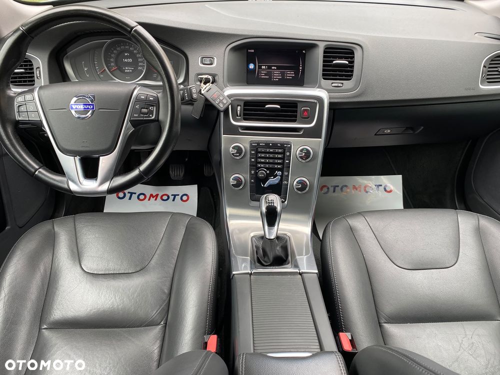 Volvo V60 D3 Drive-E Kinetic - 6