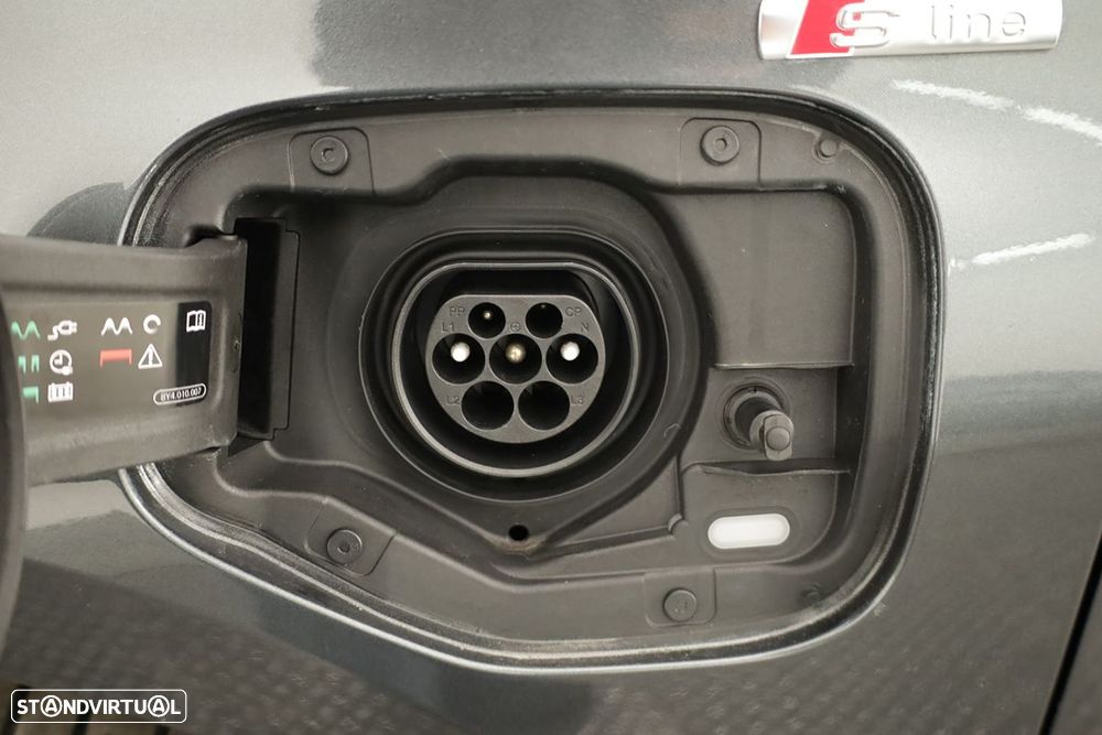 Audi A3 Sportback 45 TFSIe S line - 7