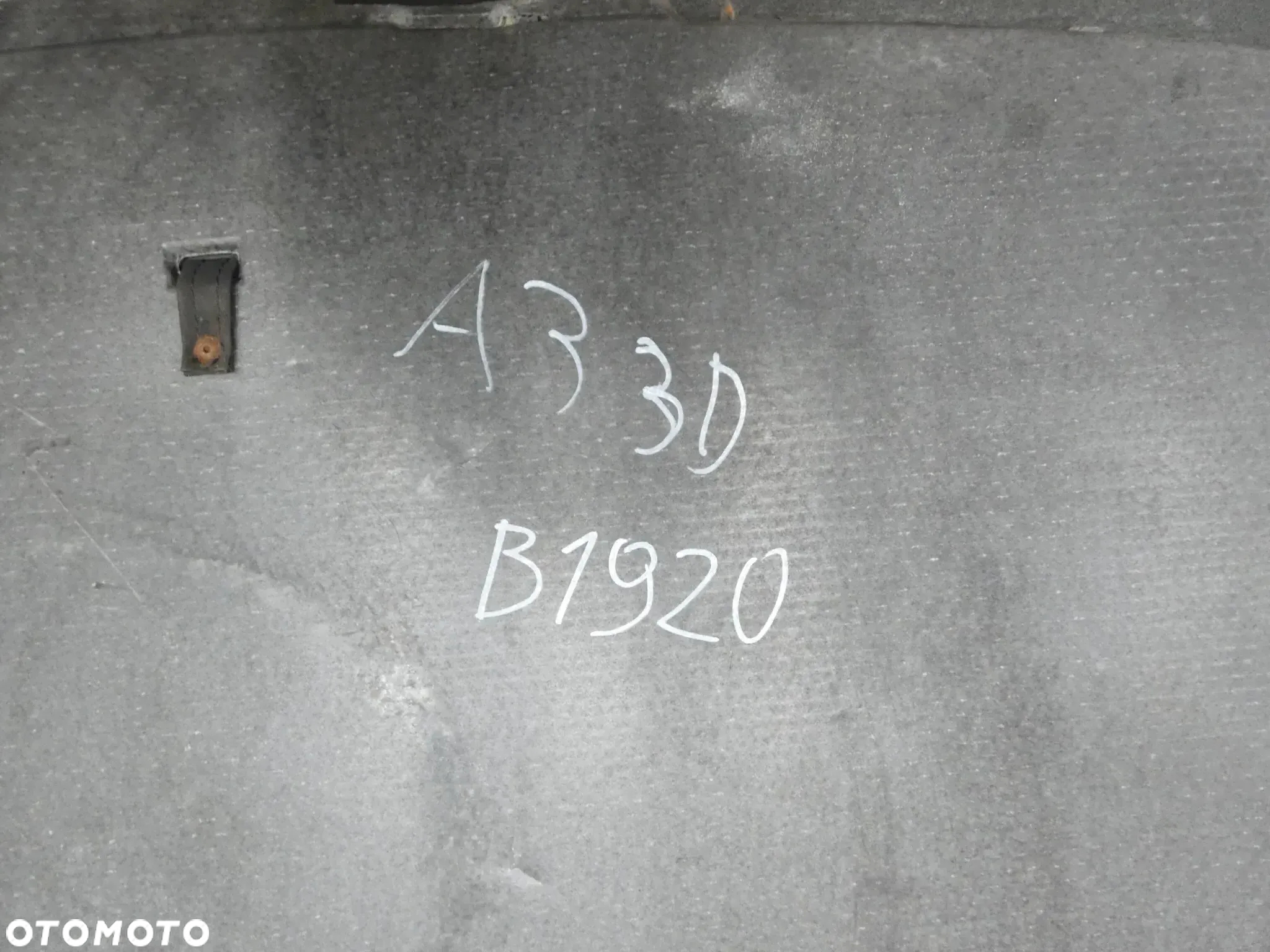 AUDI A3 8P 3D WYKŁADZINA PODŁOGA BAGAŻNIKA MATA TYŁ TYLNA 8P0863463D B1920 - 4