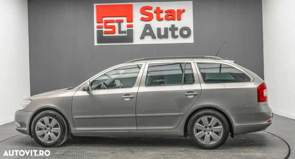 Skoda Octavia 1.6 TDI Ambiente DSG - 9