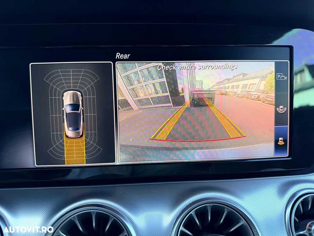 Mercedes-Benz E 200 MHEV - 22