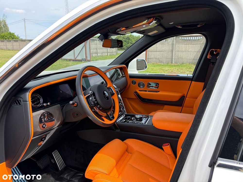 Rolls-Royce Cullinan - 10