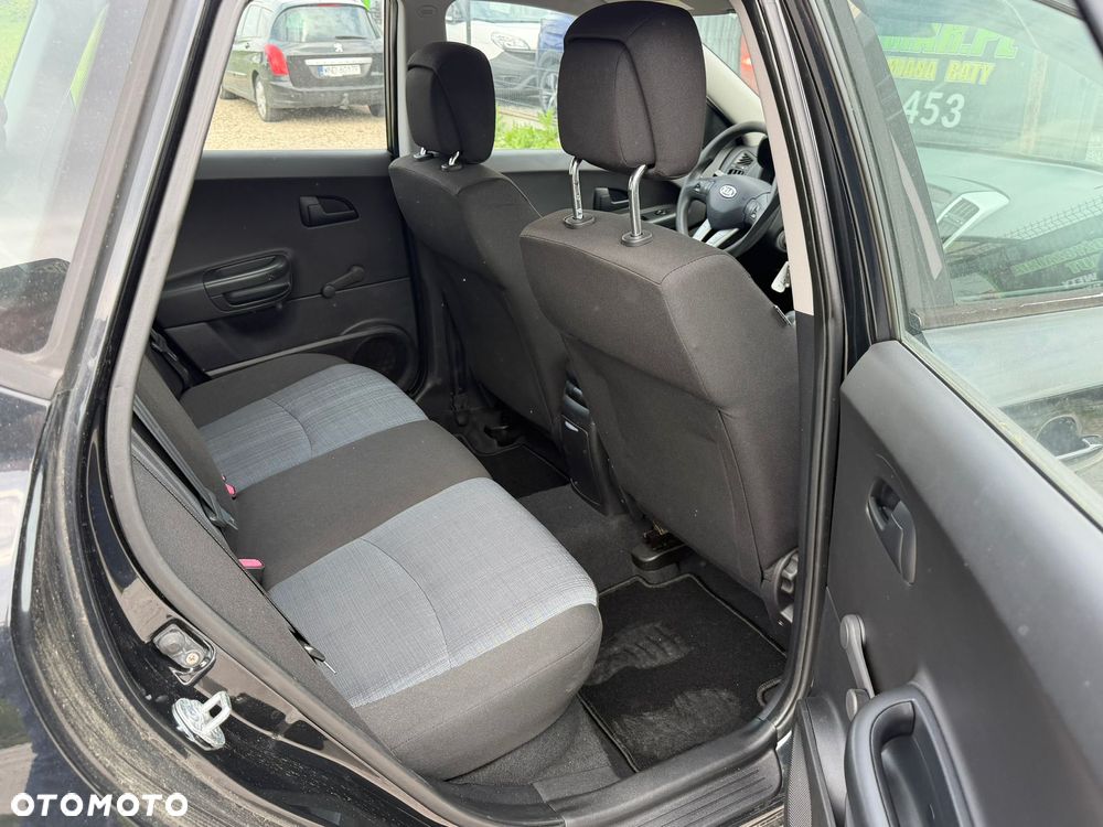Kia Ceed 1.4 CVVT Attract - 16