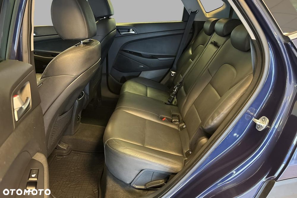 Hyundai Tucson - 16