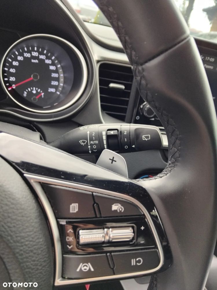 Kia XCeed 1.5 T-GDI M DCT - 17