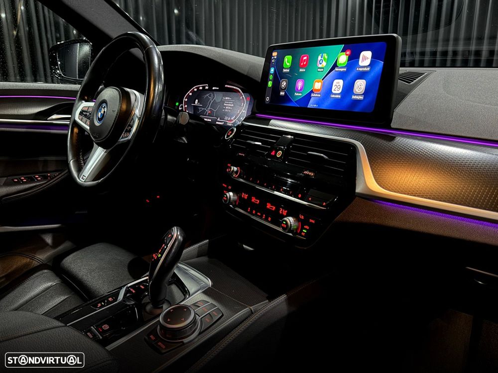 BMW 530 e Pack Desportivo M - 35