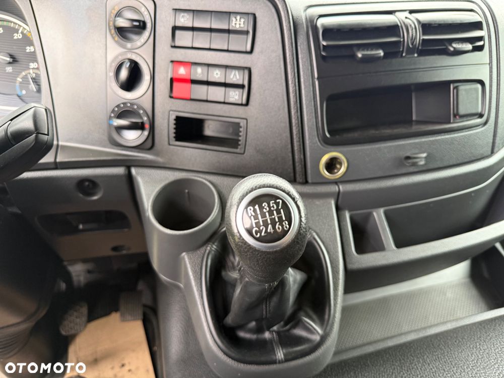 Mercedes-Benz Atego 1527 wywrotka  klimatyzacja sprowadzony - 15