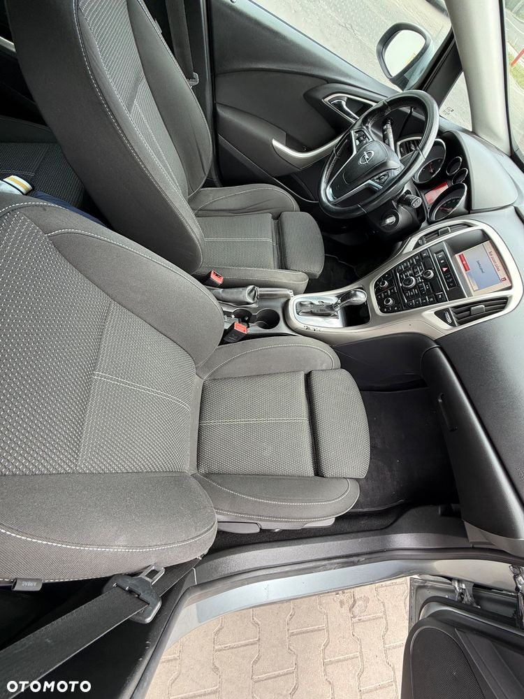 Opel Astra 2.0 CDTI Automatik Exklusiv - 10