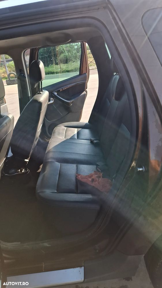 Dacia Duster 1.5 dCi 4x2 Laureate - 3