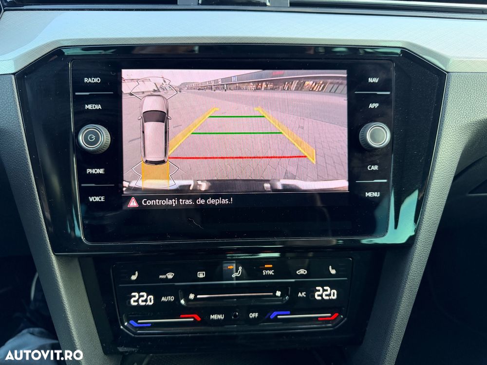 Volkswagen Passat 2.0 TDI DSG Business - 14