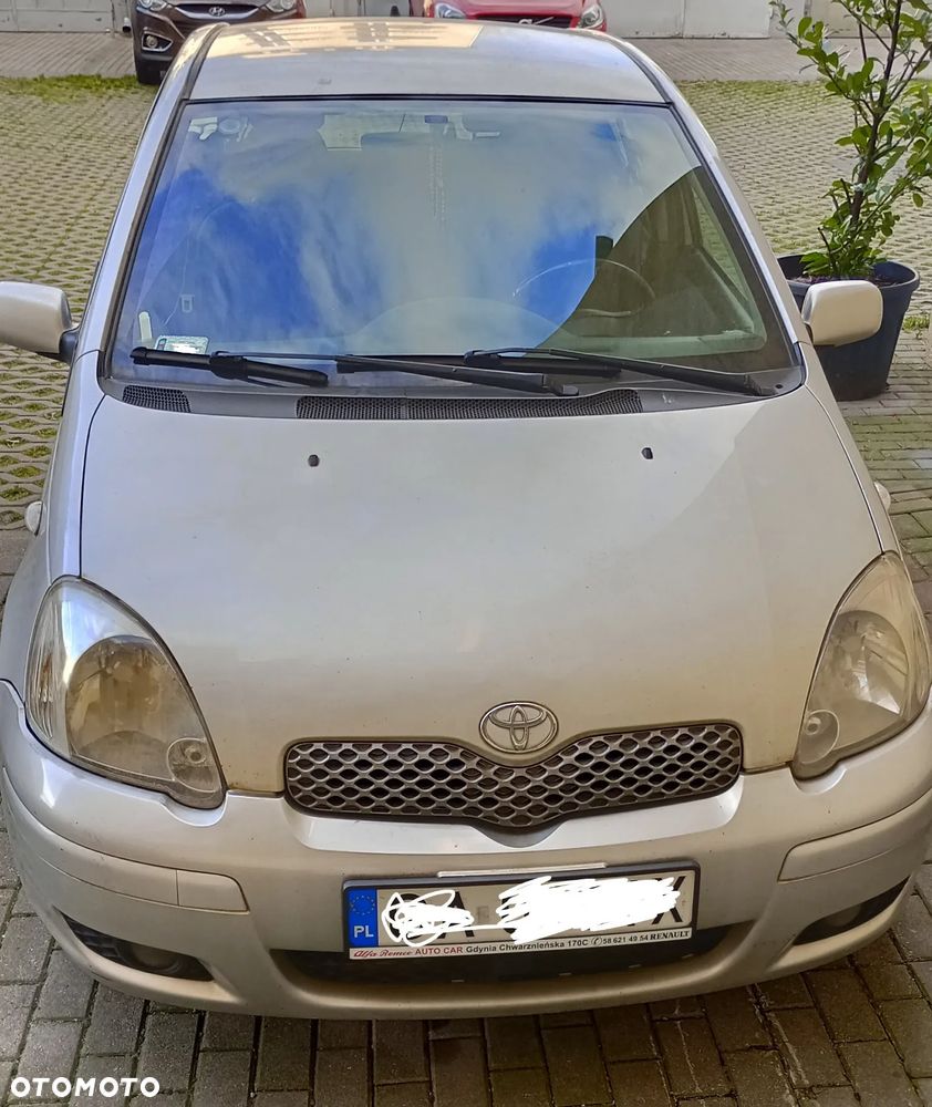 Toyota Yaris 2005 photo 2