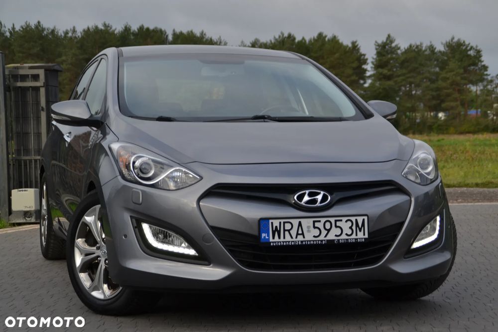 Hyundai i30 i30cw 1.6 Fifa World Cup Edition - 11