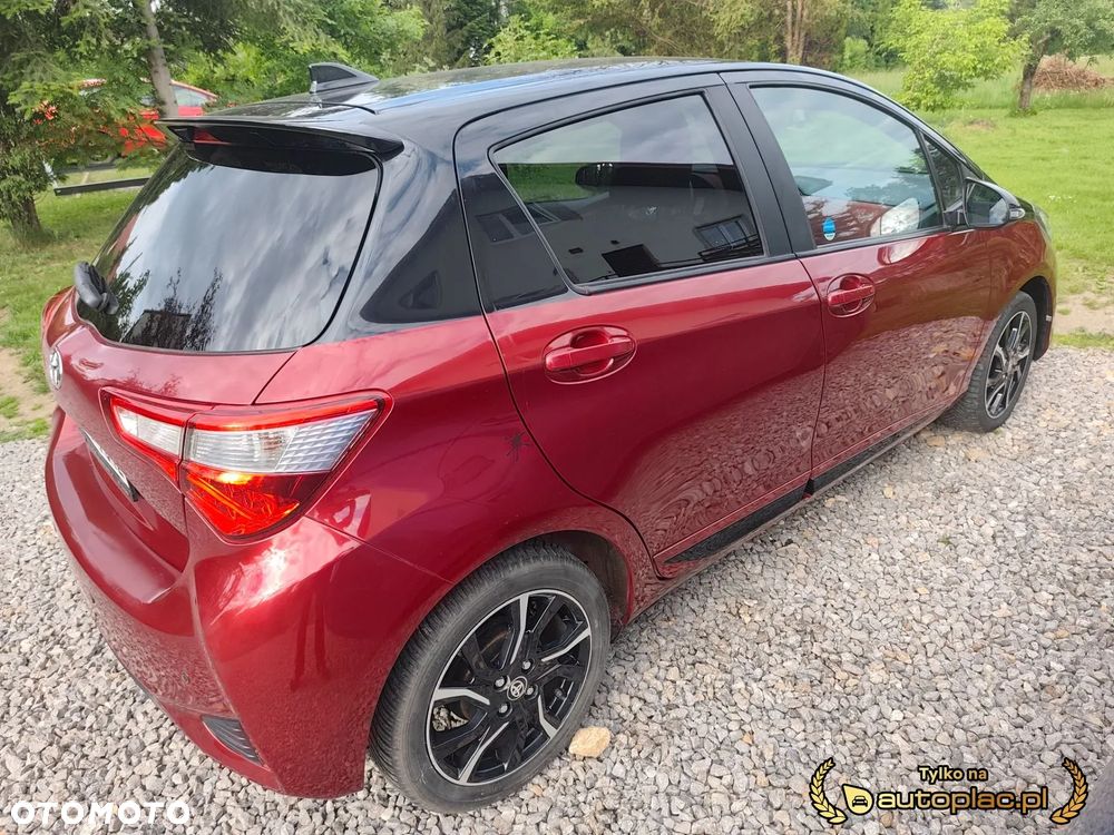 Toyota Yaris - 4