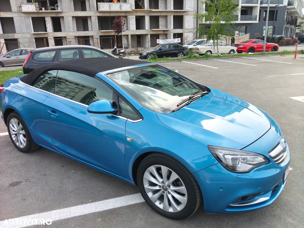 Opel Cascada 2.0 CDTI ECOTEC Start/Stop Cabriolet - 2