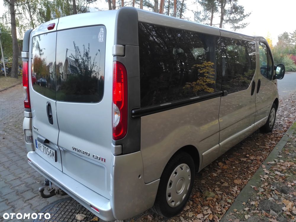 Opel Vivaro - 8