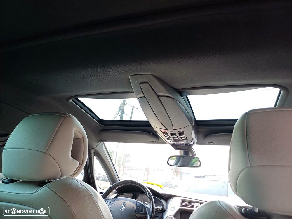 Citroën DS5 2.0 HDi Hy4 So Chic CMP6 102g - 12