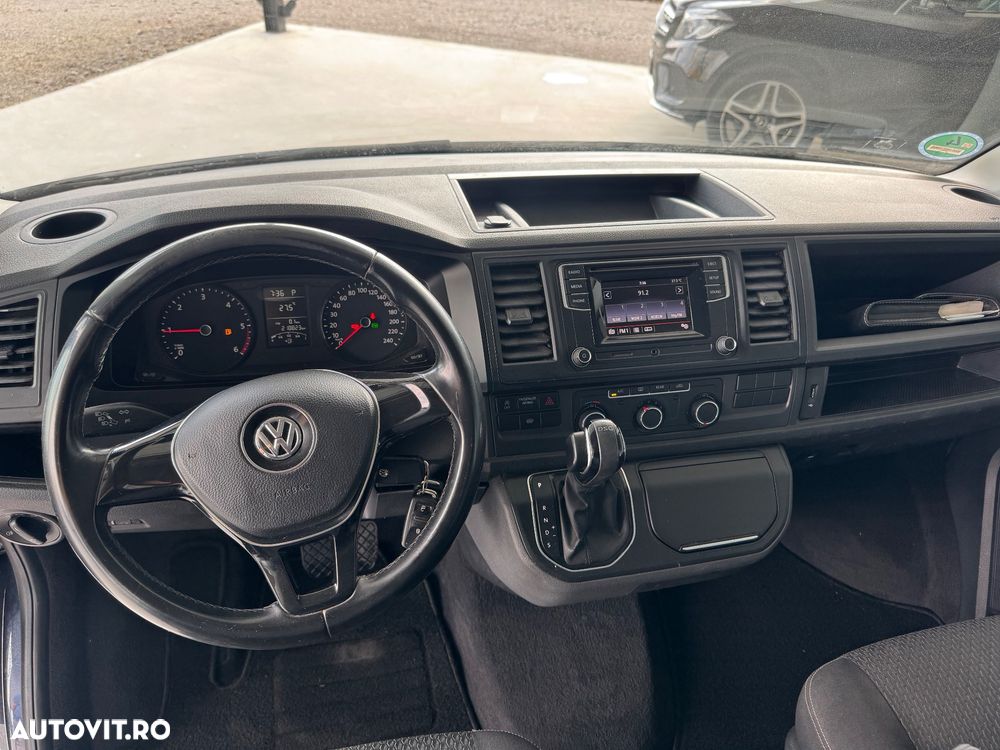 Volkswagen Multivan - 5
