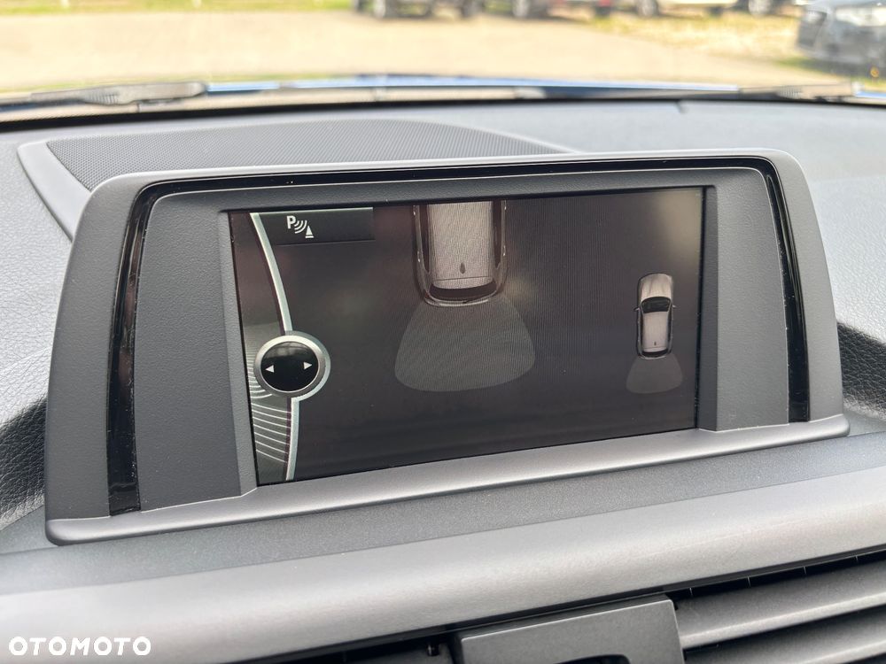 BMW Seria 1 116i Sport Line - 25