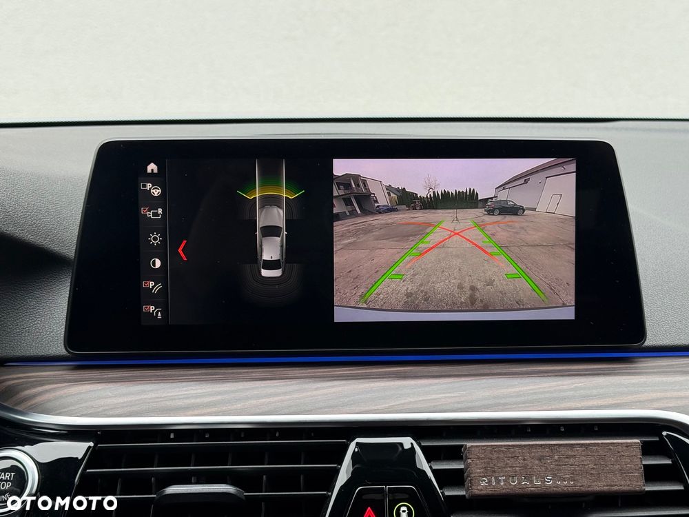 BMW Seria 5 520d xDrive M Sport sport - 17