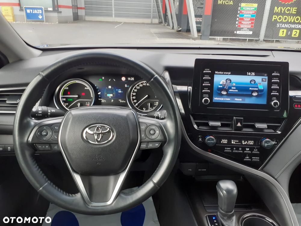 Toyota Camry - 9