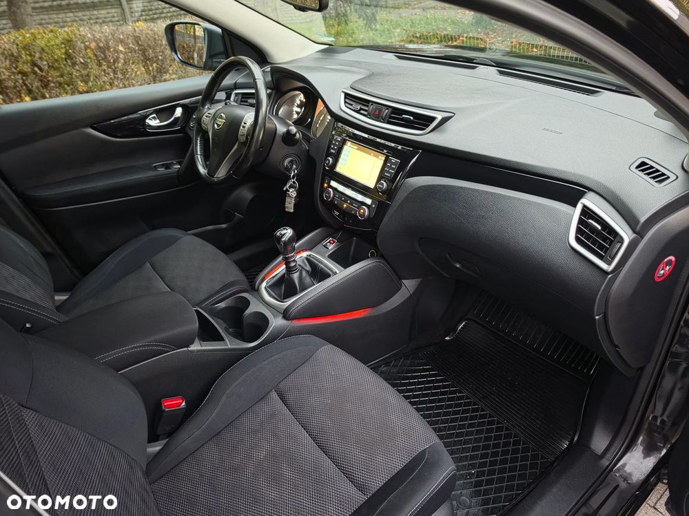Nissan Qashqai - 4