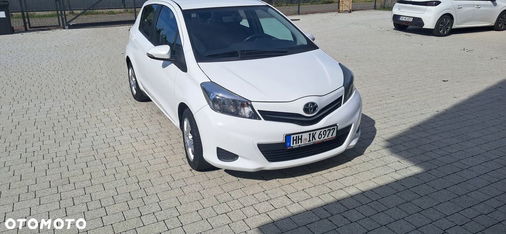 Toyota Yaris 1.33 Selection Platinum - 14