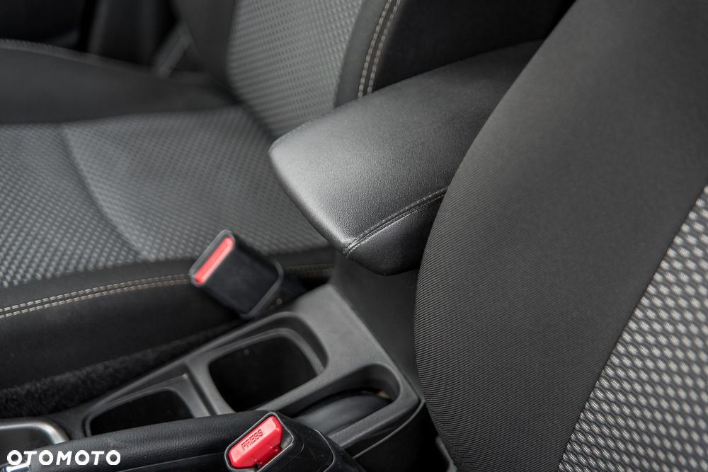 Suzuki Vitara 1.4 Boosterjet Hybrid Comfort+ - 18