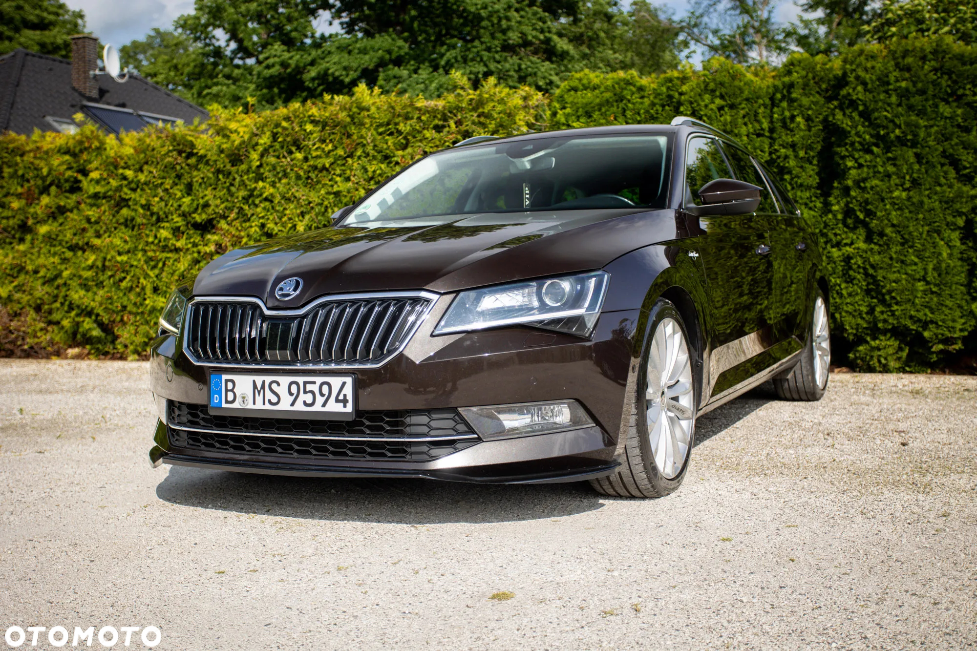 Skoda Superb Combi 2.0 TDI DSG L&K - 12