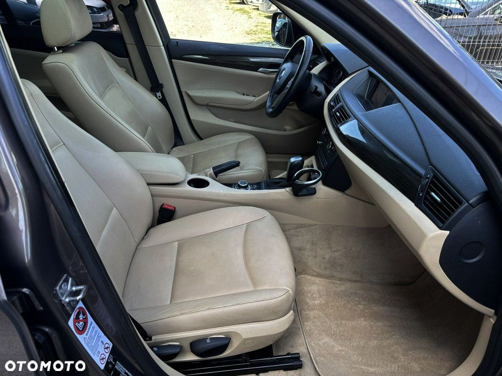BMW X1 xDrive20d - 31