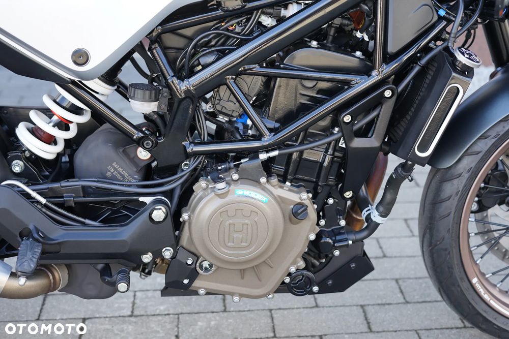 Husqvarna Vitpilen - 13