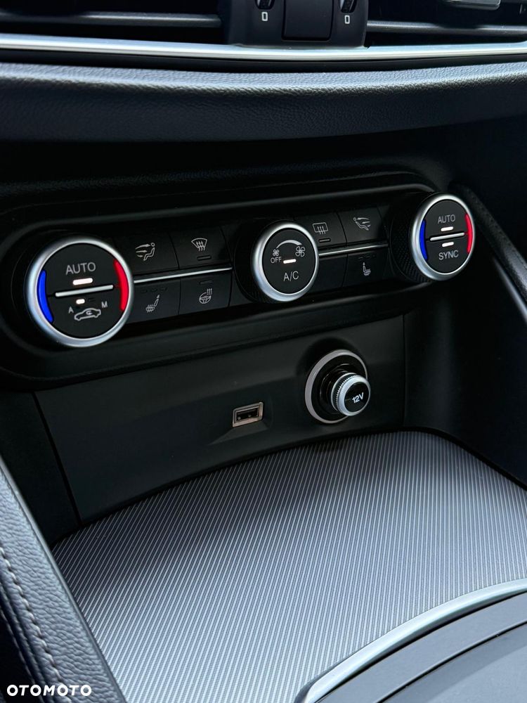 Alfa Romeo Stelvio 2.0 Turbo TI Q4 - 23